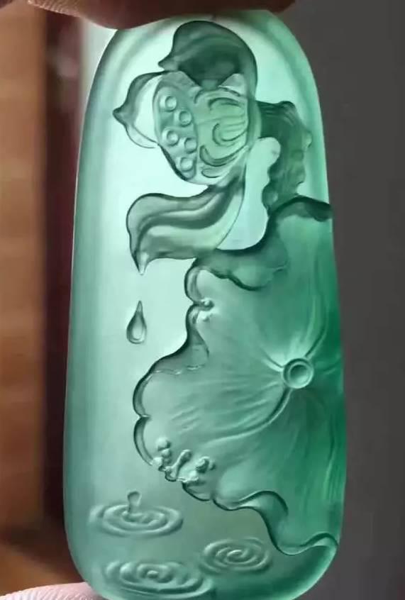 翡翠涨的比房价还快！十几年前1000块买的翡翠，如今翻了2000倍  第8张