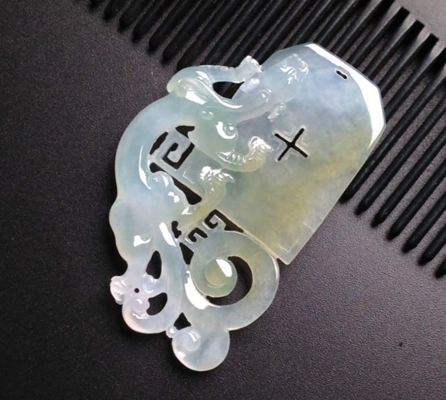 疫情持续蔓延，缅甸玉石批发市场再次关闭，翡翠价格又要上涨？  第12张