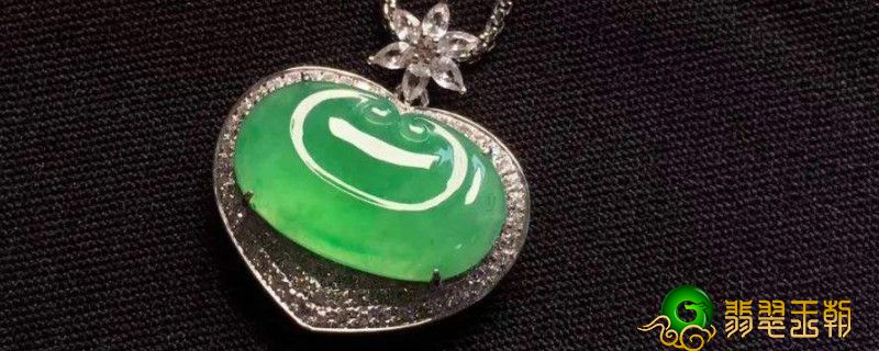 翡翠怎么去辨别真假？如何辨别翡翠真假   第1张