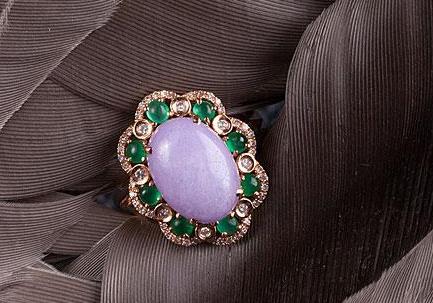 翡翠价格近年来疯狂暴涨，但是告诉你原因你却只能默默点头啊！  第1张