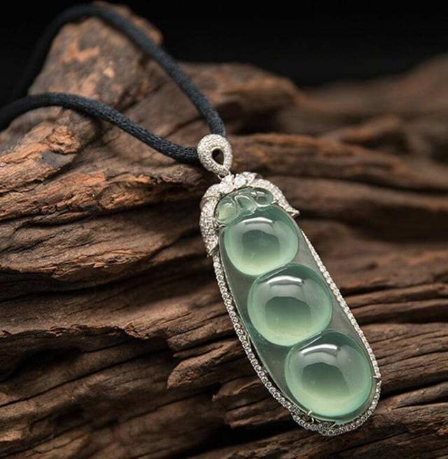 翡翠价格虚高？了解这7个真相，你才能真正明白翡翠的价值  第1张