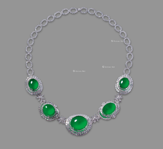 玻璃种翡翠市场行情走向将会如何？  第6张