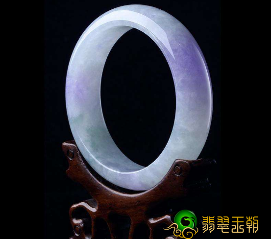 任何挑选性价比高的紫罗兰翡翠手镯？这些方法可以帮到你！   第3张