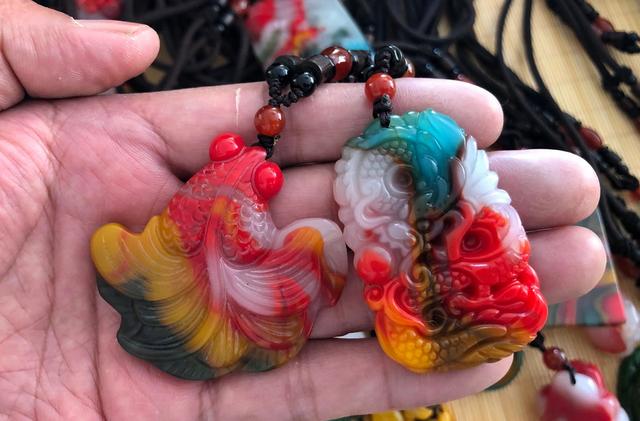 玛瑙第一镇：疫情后生意惨淡，水胆玛瑙白菜价，玛瑙这行业怎么了  第22张