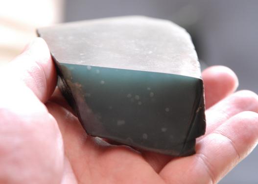 如何保养翡翠糯冰种翡翠切涨不容易，却可以靠手镯芯大涨一次！  第3张