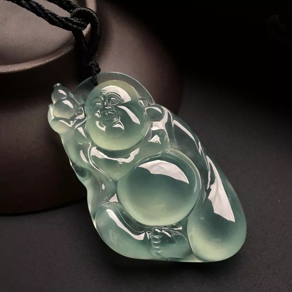 是不是所有的A货翡翠都很贵？几百元的翡翠能买吗？  第21张