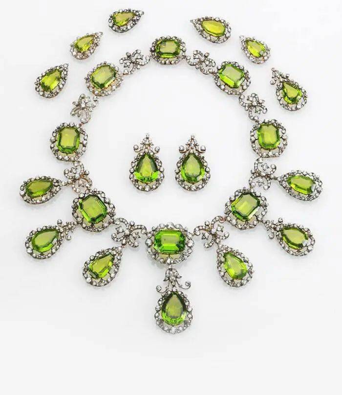 “半宝石”=一半的宝石？  第16张