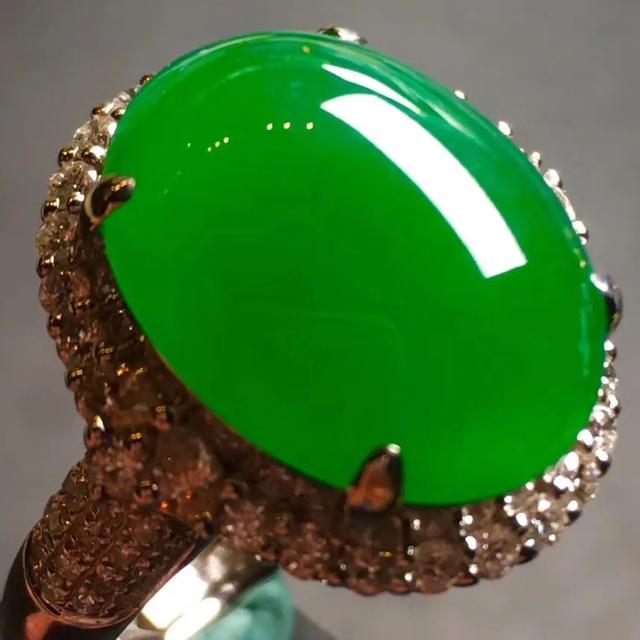 如懿的翡翠戒指翡翠价格一般多少钱？最清晰的翡翠价格对照表！  第6张