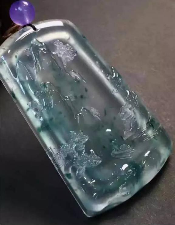 翡翠涨的比房价还快！十几年前1000块买的翡翠，如今翻了2000倍  第10张