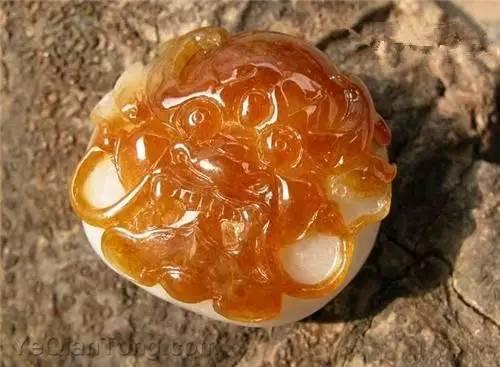 什么颜色的翡翠手镯最全翡翠品种大全，图文详解！  第9张