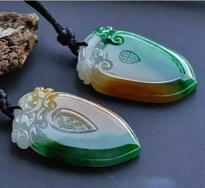 翡翠黄翡价格为什么黄加绿翡翠的价格那么高?  第3张