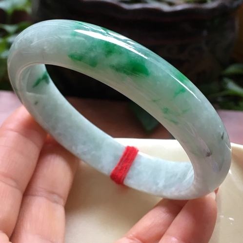 价格最亲民的翡翠之一，豆种  第4张