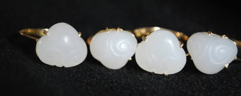 帕敢翡翠原石图片广义和田玉是什么意思   第1张