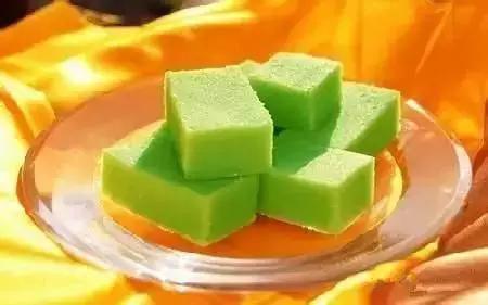 豆种翡翠就是低端翡翠吗？有的豆种比玻璃种还贵呢！  第5张