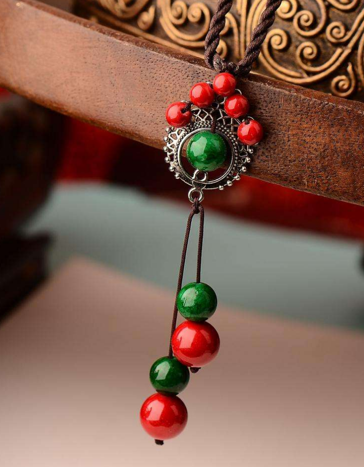 铁龙生翡翠值得买吗？它是少数颜色很美价格还十分实惠的翡翠！  第16张