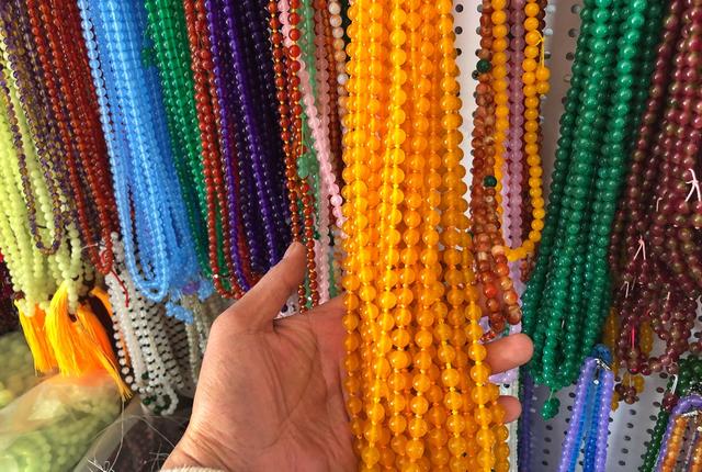 玛瑙第一镇：疫情后生意惨淡，水胆玛瑙白菜价，玛瑙这行业怎么了  第9张