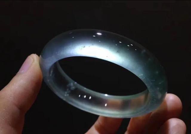 绿翡翠手镯哪里给鉴定翡翠种类你了解多少？  第6张