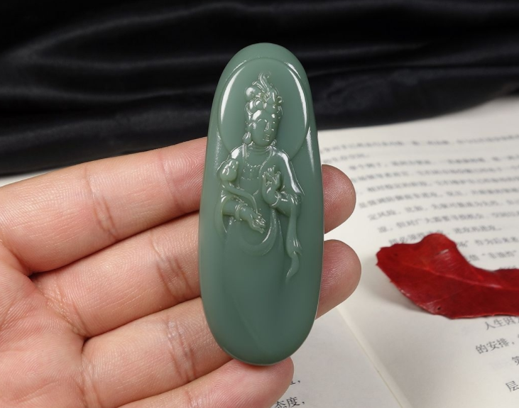 和田玉市场是否有漏可捡？怎样成为“捡漏王”？  第1张