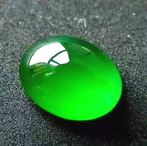 翡翠价格2015年行情与现在比较怎么知道翡翠水口呢？   第1张