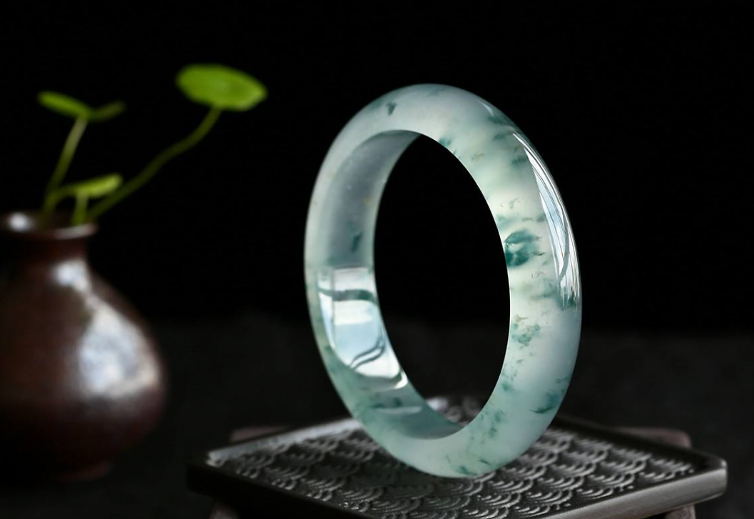 翡翠半岛房豆网后疫情时代，翡翠行业将何去何从？五大关键词值得注意  第4张