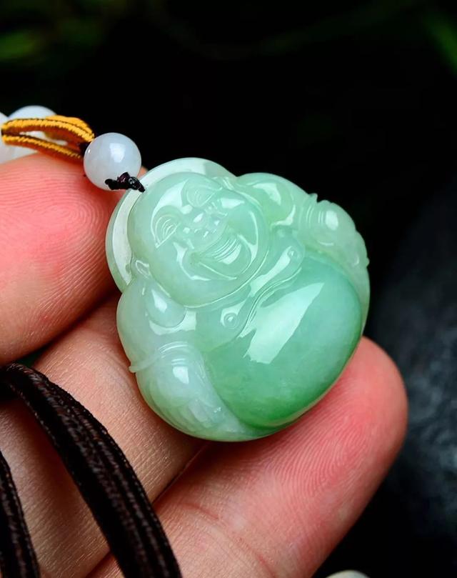 糯种翡翠都很廉价吗？冰糯种手镯在什么价位？  第7张