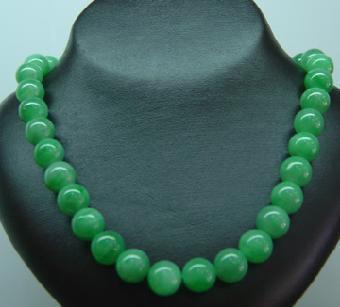 豆种翡翠就是低端翡翠吗？有的豆种比玻璃种还贵呢！  第17张