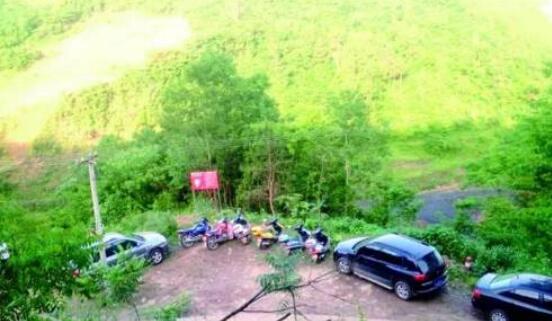 翡翠足金吊坠克价超过一千？揭秘丫角山绿松石不为人知的天价秘密  第5张