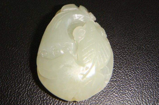 帕敢翡翠原石图片广义和田玉是什么意思   第3张