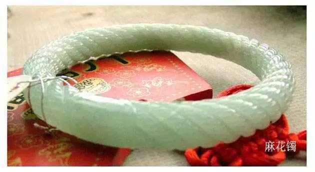 什么颜色的翡翠手镯最全翡翠品种大全，图文详解！  第36张