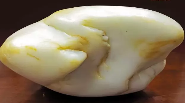 翡翠原石没肉2020年和田玉市场将大变天？这6大趋势或成主流  第5张