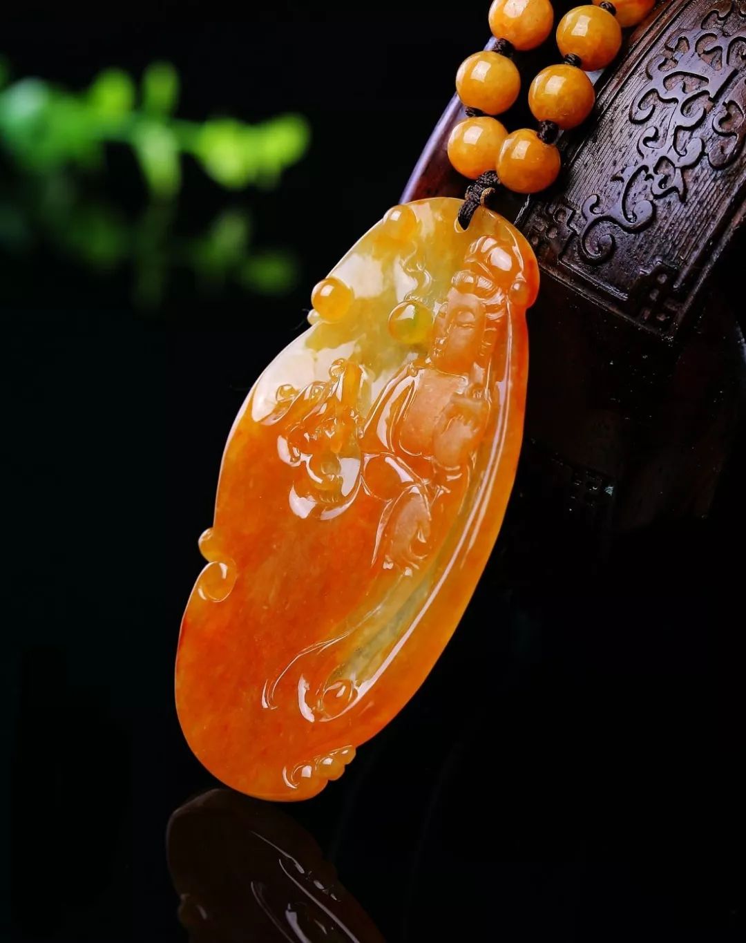 红翡是什么？可遇不可求的翡翠，说的就是它  第8张