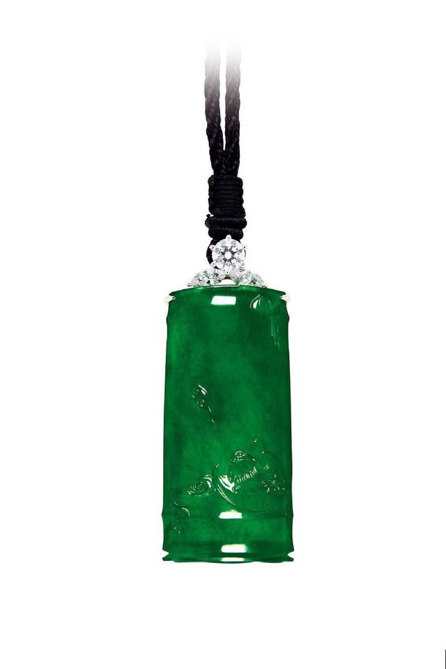 从各大秋拍看今年翡翠投资收藏趋势  第5张