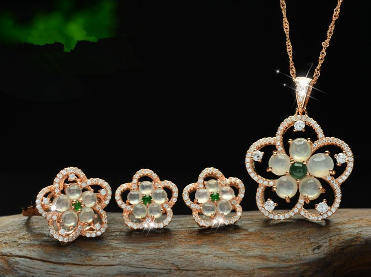 翡翠半岛房豆网后疫情时代，翡翠行业将何去何从？五大关键词值得注意  第2张