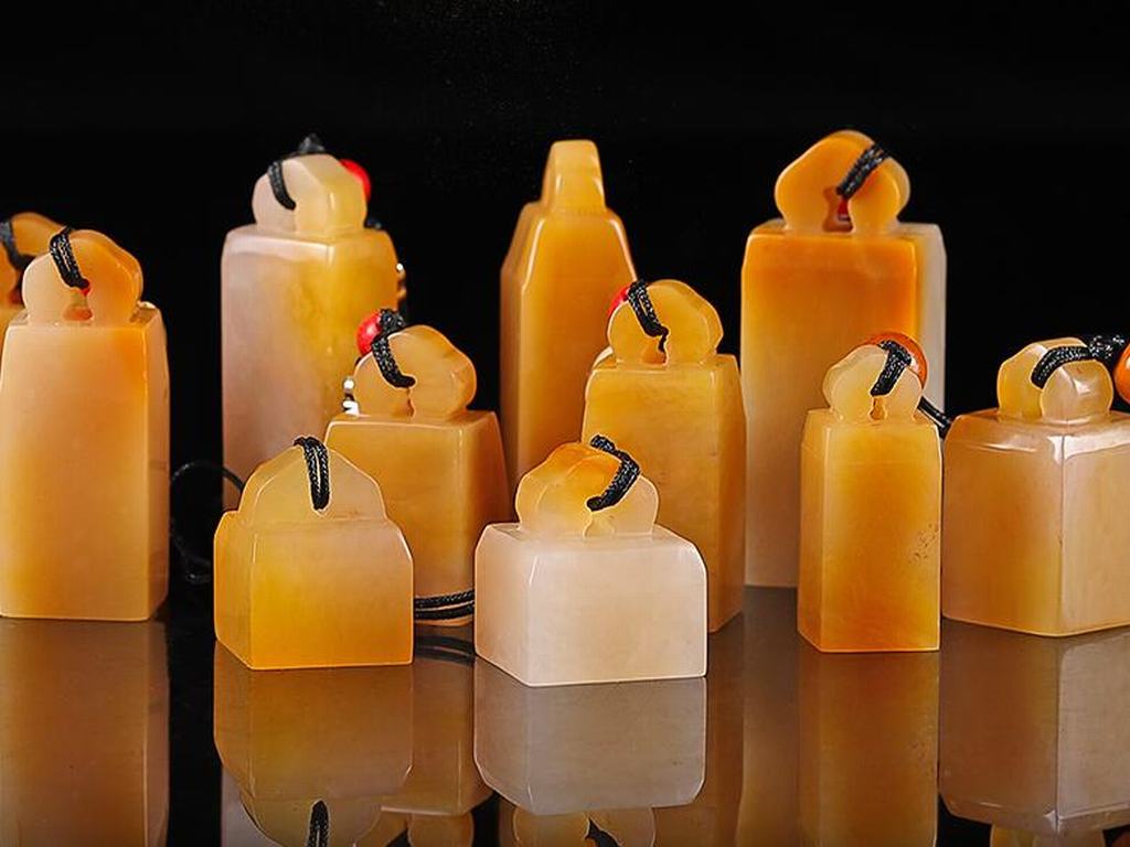 田黄石价值超钻石“贵的要命”的石头，田黄石价格扶摇直上  第1张