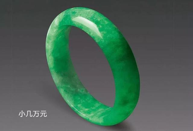 都说绿色的翡翠最贵，但这种满绿竟然不值钱？  第4张