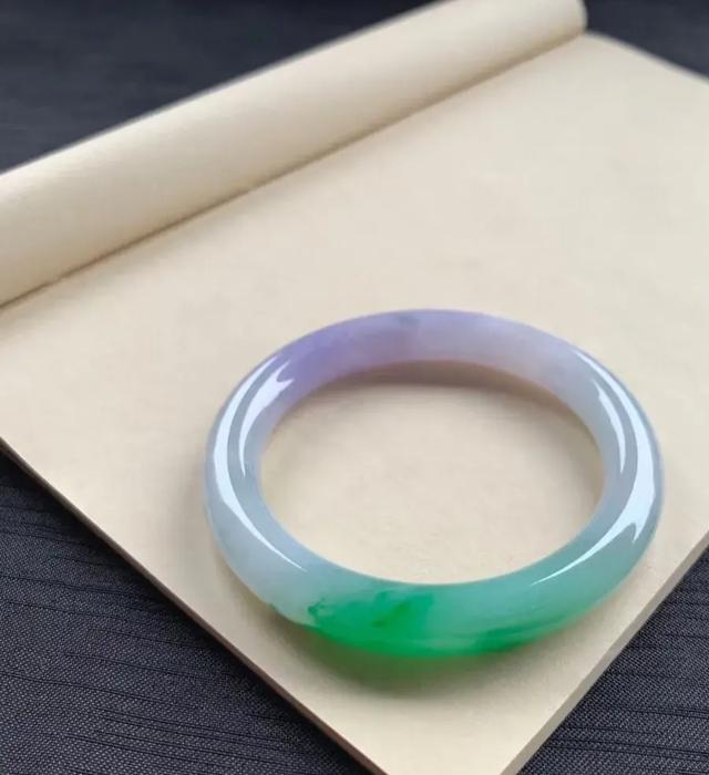 翡翠价位的攀升还会继续吗？  第4张