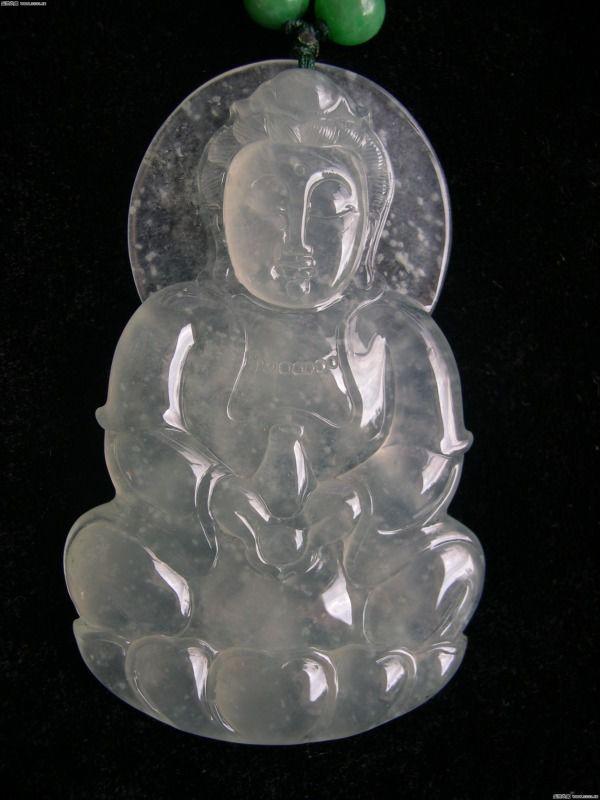 豆种翡翠就是低端翡翠吗？有的豆种比玻璃种还贵呢！  第12张