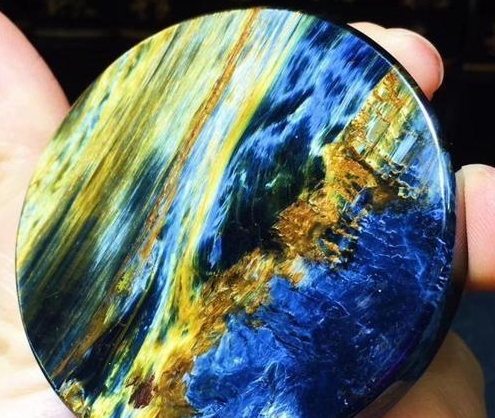 现在文玩市场又出现一种新的玉石——桫椤玉  第12张