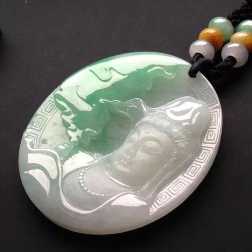 翡翠原石的比重是多少白翡翠观音的价格贵吗？我们应该要怎么挑选？  第8张