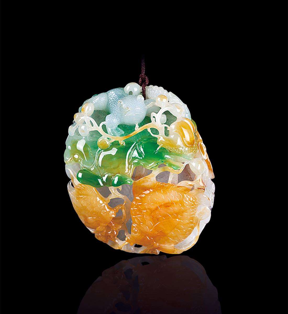 翡翠手镯怎样标价老坑玻璃种竟然卖白菜价：差的雕刻工艺让好翡翠一文不值  第3张