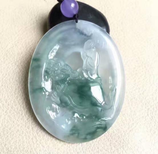 冰种翡翠会大降价吗？来了解一下  第3张