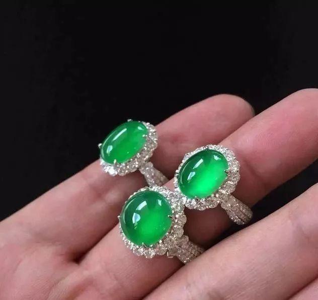 图文并茂教你翡翠的鉴别方法，你知道吗？  第4张