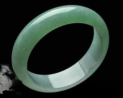 翡翠可以买吗豆种翡翠真的不值钱吗？看完你就不这么想了！  第12张