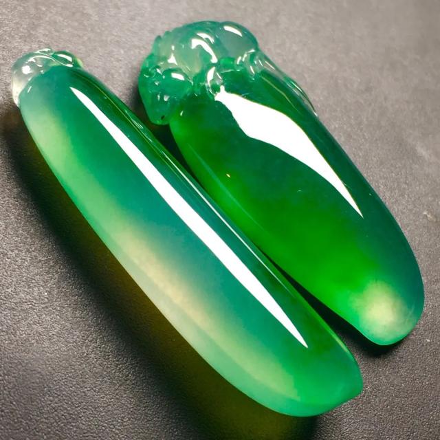 怎么看翡翠老不老A货翡翠便宜到烂大街？如今十几块就能入手？  第14张