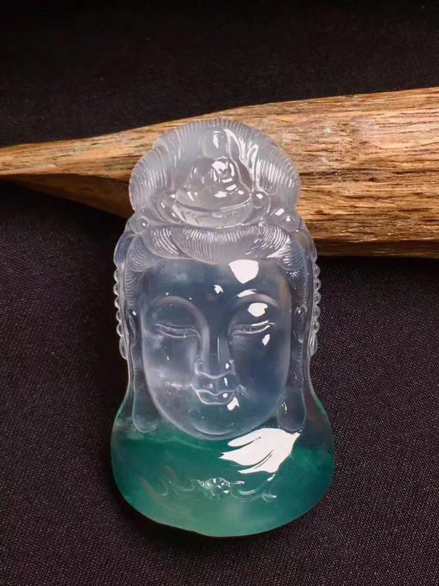 怎么看翡翠老不老A货翡翠便宜到烂大街？如今十几块就能入手？  第12张