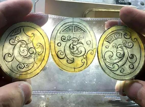 如何保养翡翠糯冰种翡翠切涨不容易，却可以靠手镯芯大涨一次！  第10张