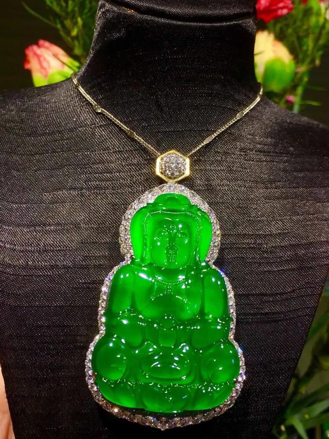 怎么看翡翠老不老A货翡翠便宜到烂大街？如今十几块就能入手？  第11张