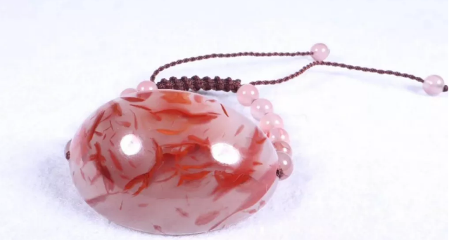 南红中这样独特的纹理，绝对美如画  第2张