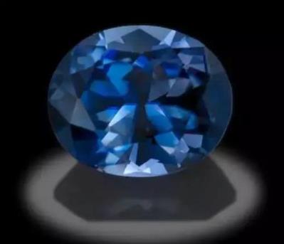 鱼形翡翠吊坠镶嵌盘点世界上那些最稀少最美丽的宝石！  第3张