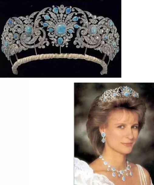 翡翠吊坠如意多少钱女王罕见的电视演讲，佩戴了绿松石胸针，绿松石热潮来了吗？  第4张